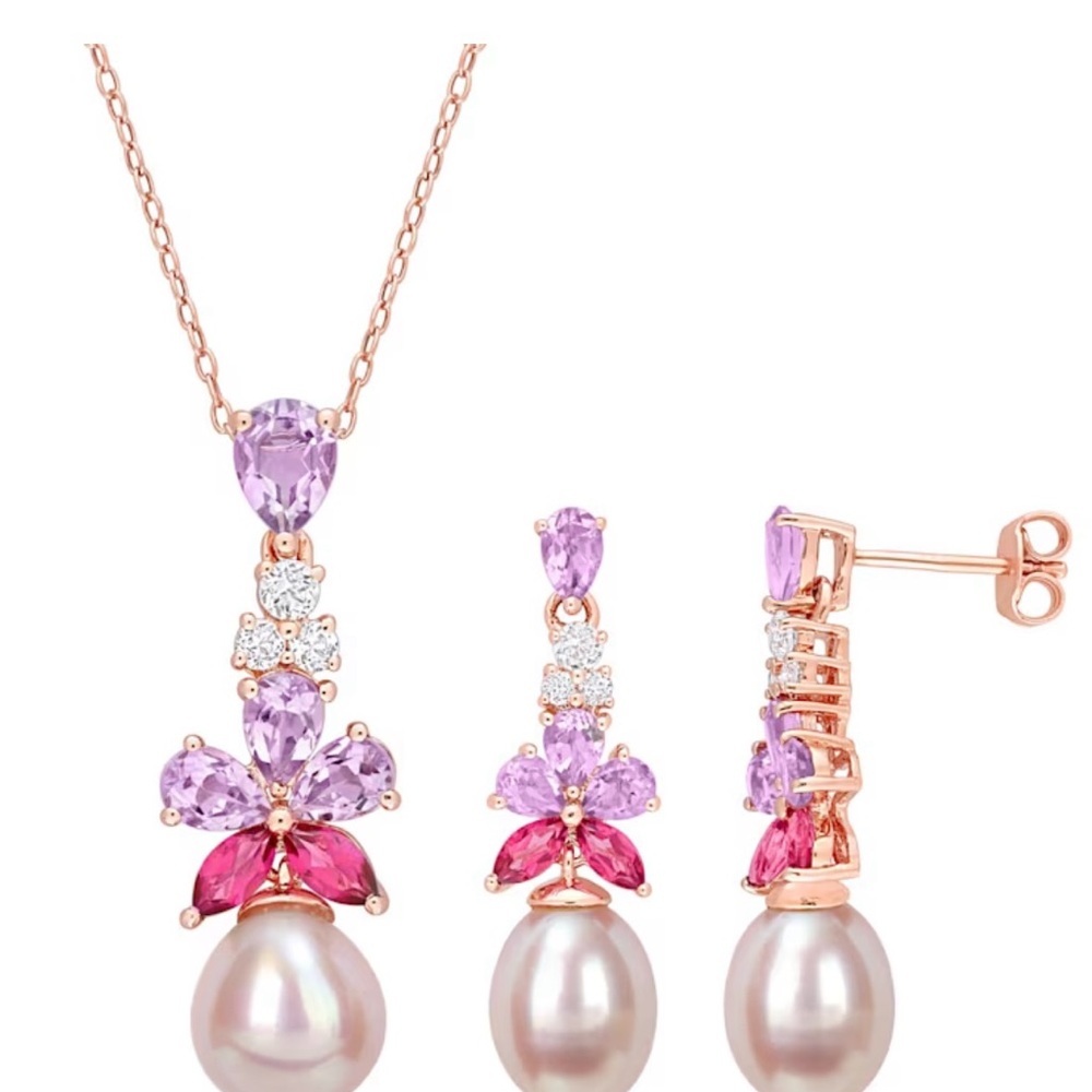 Elegant Pearl and Gemstone Jewelry Set